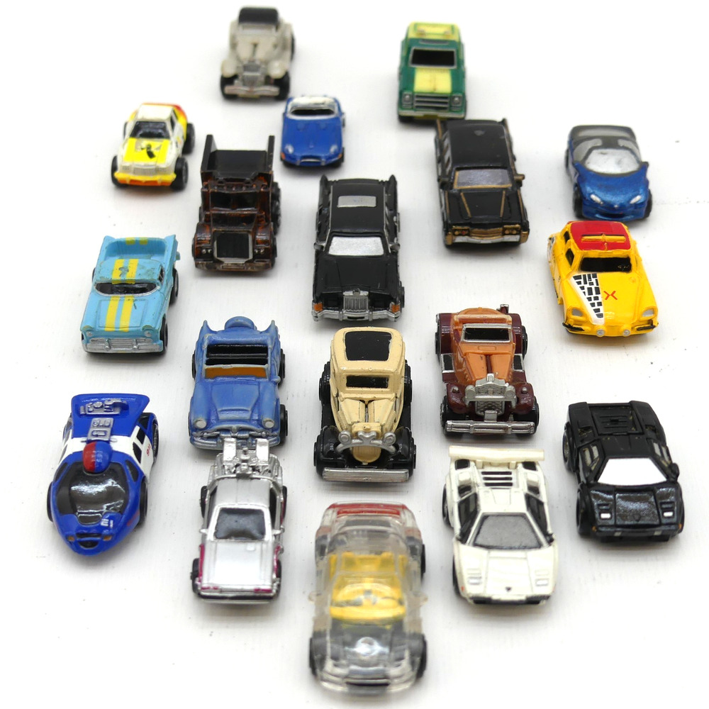 Lot of 30+ Vintage Diecast Cars Mixed Brands Hot Wheels Matchbox Style